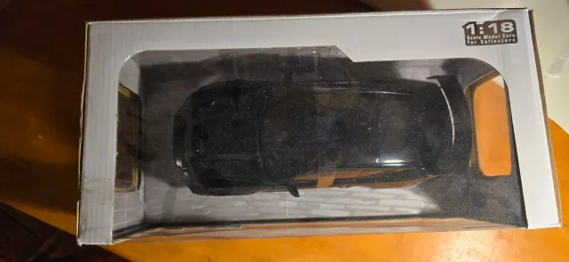 Modellino Auto Ford Shelby GT500