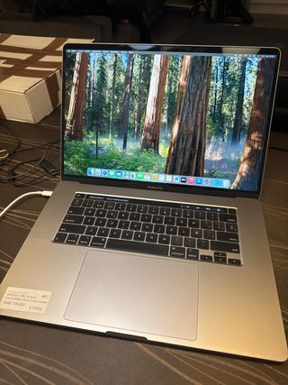 MacBook Pro 16 2019 16GB RAM 1TB SSD