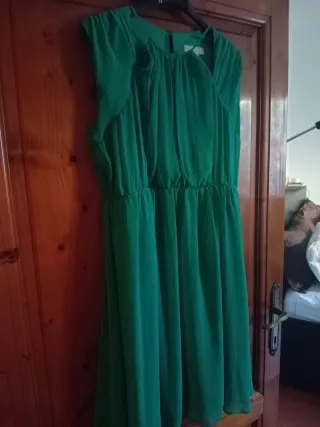 Vestito Asos verde elegante comodo in vita