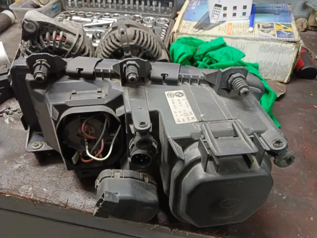 Faro derecho BMW E36 (Coupé/Berlina)