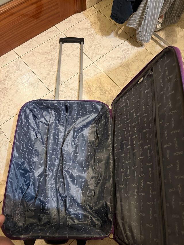 Maleta de cabina ITACA morada