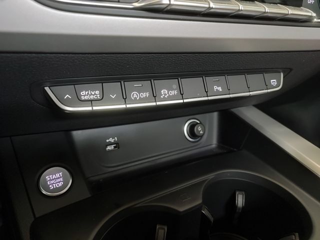 Audi A4 40 tdi Sline Quattro