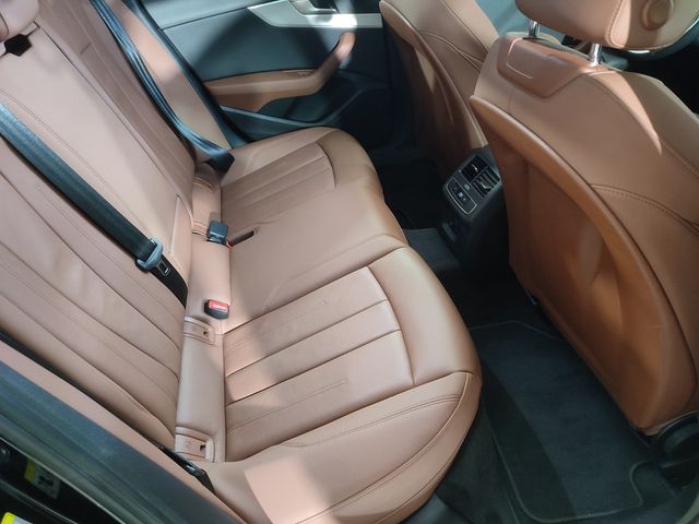 Audi A4 40 tdi Sline Quattro