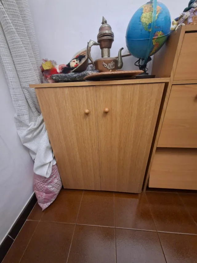 Armario zapatero de madera