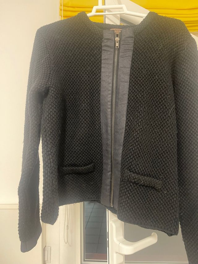 Chaqueta Cortefiel Negra Cremallera Bolsillos