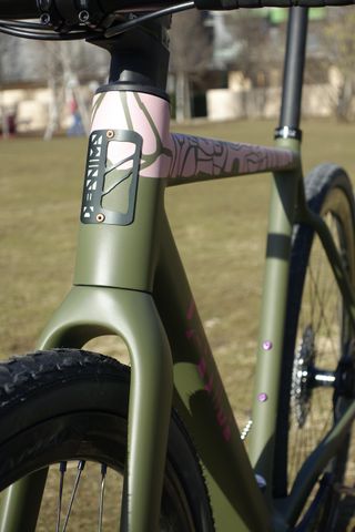 Bici Gravel Deanima Carbono Hecha a Mano Italia