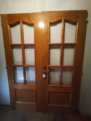 Puertas madera claro grandes