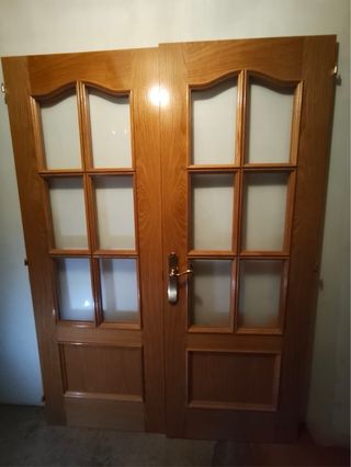 Puertas madera claro grandes