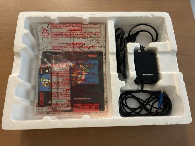 Caja Super Nintendo Super Mario World Pack