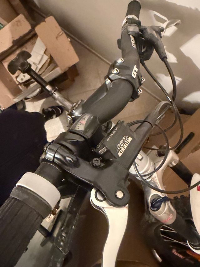 Bicicleta GT Avalanche 2 ,L 26