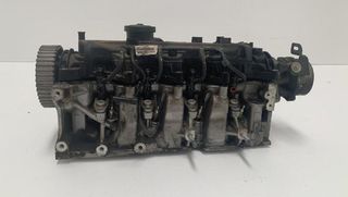 267575 110421067r culata renault clio authentique
