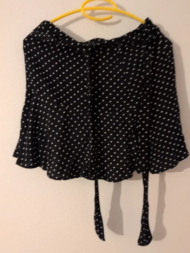 Falda Zara lunares blancos y negros