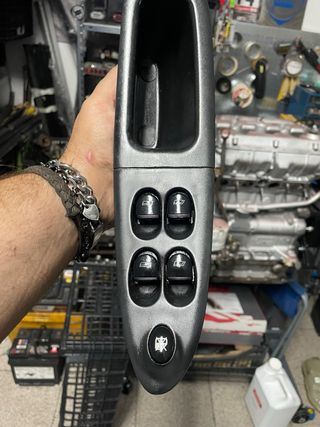 Botões Vidros Lancia Lybra