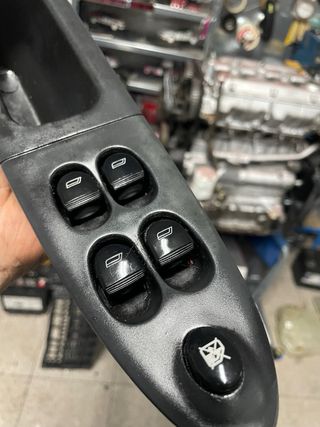 Botões Vidros Lancia Lybra