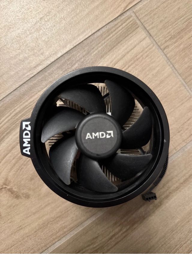 Dissipatore AMD Wraith Stealth AM4