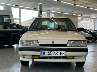 RENAULT  R9 GTL 1989