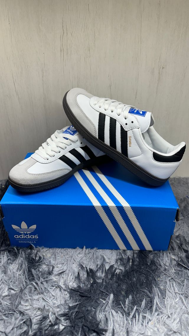 Adidas Samba Blancas y Negras