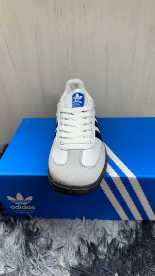 Adidas Samba Blancas y Negras