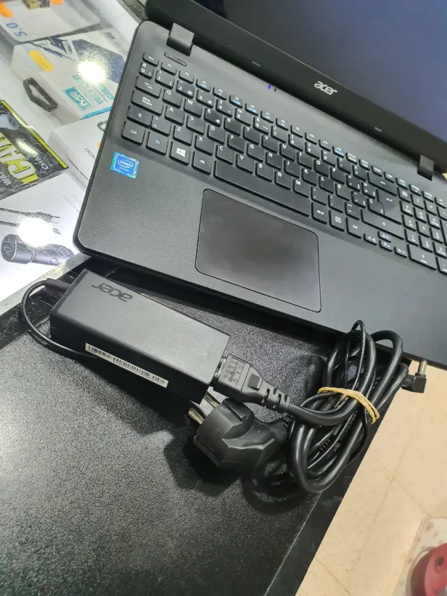 Portátil Acer Negro