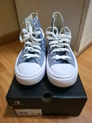 Zapatillas Converse Azul y Blanco