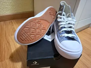 Zapatillas Converse Azul y Blanco