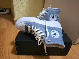 Zapatillas Converse Azul y Blanco
