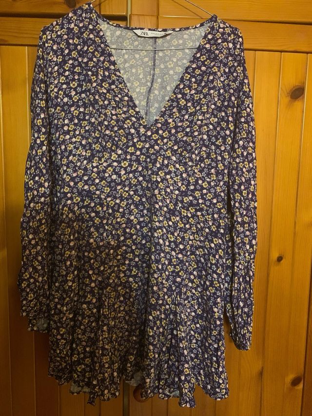 Vestido Zara floral azul talla M