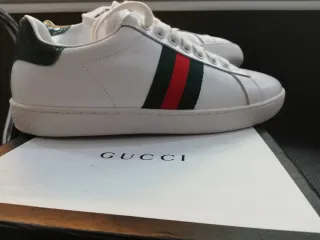 Sneakers Gucci bianche con banda Web