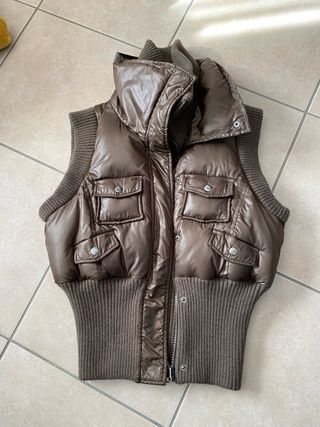 Giacca smanicata marrone