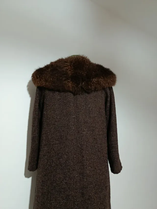 Collo di pelliccia marrone