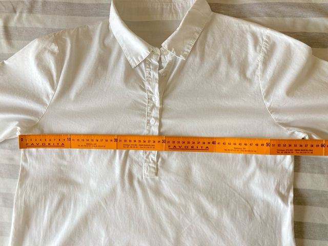 Blusa blanca con volante Talla XL