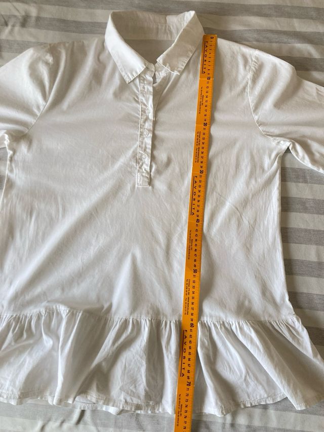 Blusa blanca con volante Talla XL