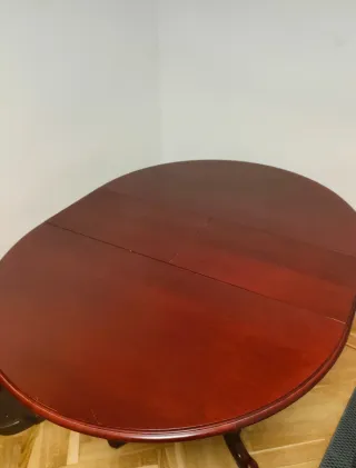 Mesa redonda extensible de madera