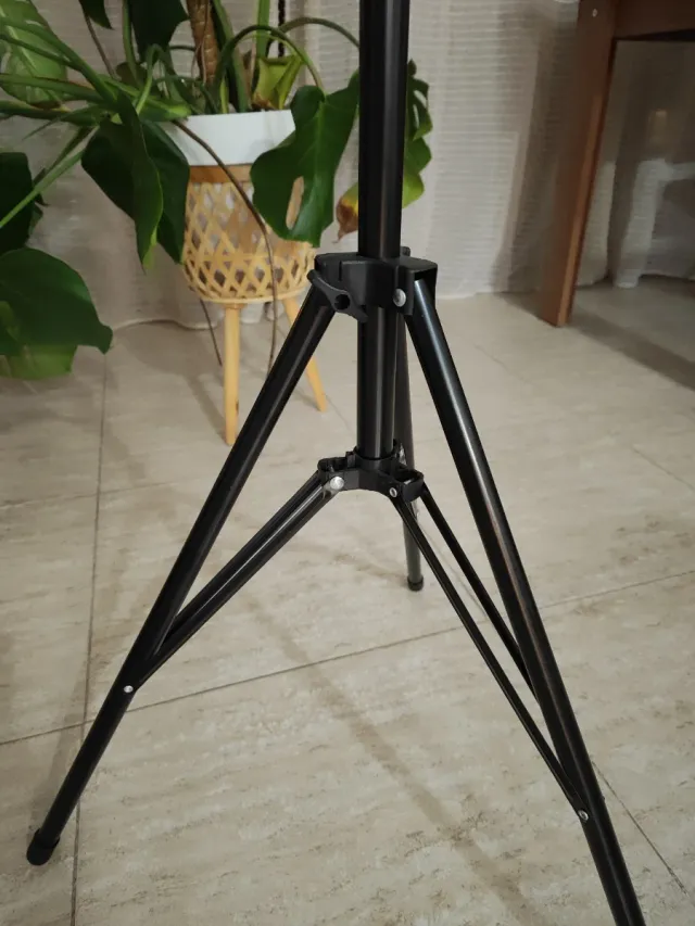 Aro de Luz Grundig con Soporte