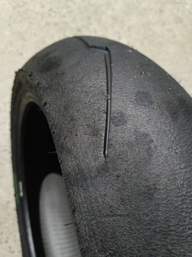 Neumático Pirelli Diablo Supercorsa SC2 180/55