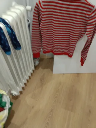 Jersey rayas rojo y gris talla M/L