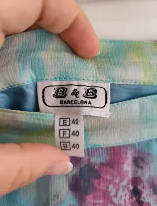 Falda larga floral vintage azul