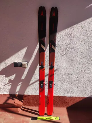 Esquís de travesía Atomic