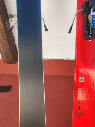 Esquís de travesía Atomic