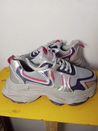 Zapatillas Deportivas Plata y Rosa