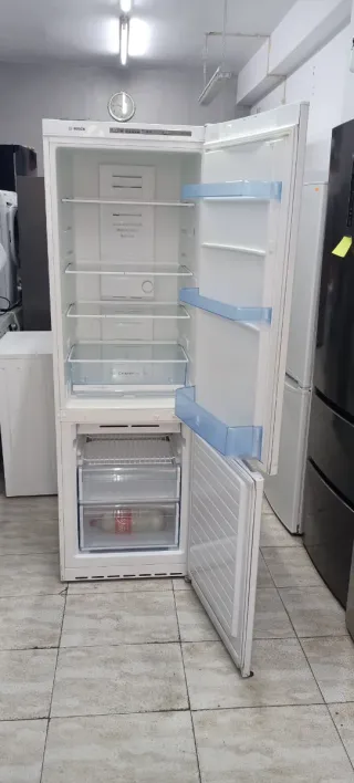 Nevera Combi Blanca Bosch no Frost energía A+