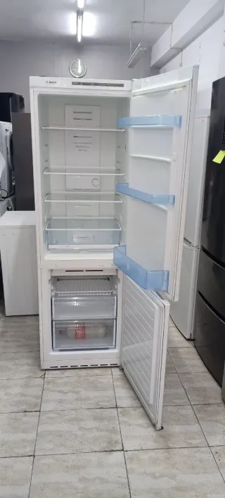 Nevera Combi Blanca Bosch no Frost energía A+