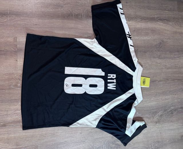 Maglietta Corteiz Rules The World Nera