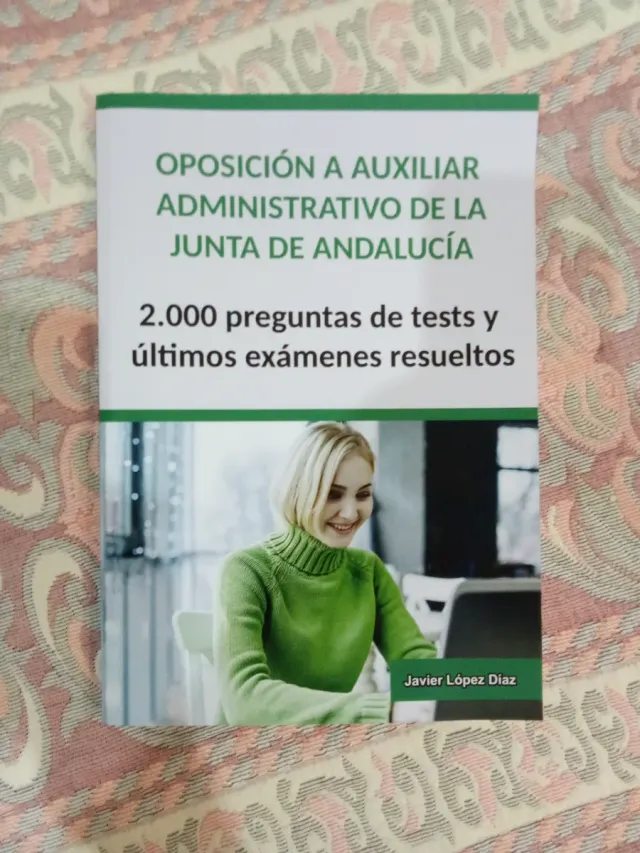 Oposiciones a Auxiliar Administrativo de la Jun...