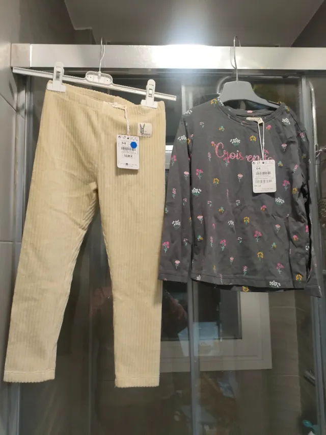 Lote niña talla 6: leggings y camiseta