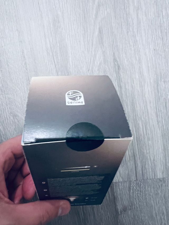 Lampadina LED intelligente Philips Hue E27