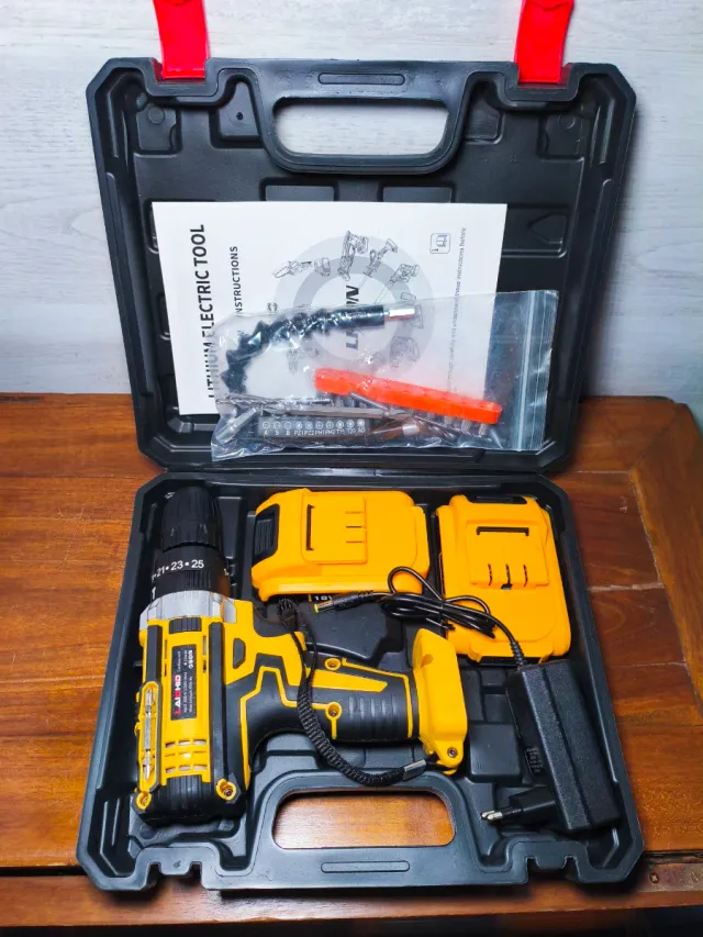 Taladro percutor + 2 baterías