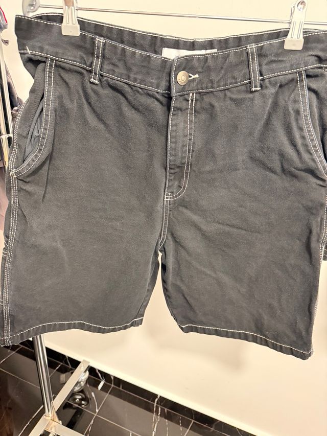 Pantalón corto cargo negro talla 42