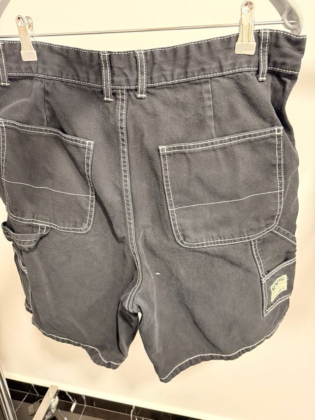 Pantalón corto cargo negro talla 42