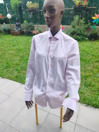 Camisa rosa nude chico